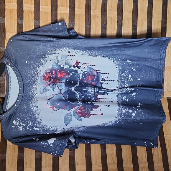 NWOT! Skull stud & diamond stretch top goth - Picture 2 of 11